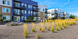 8000 Uptown Gallery 40