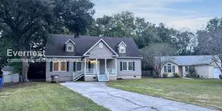 1805 South Mayflower Drive Gallery 1