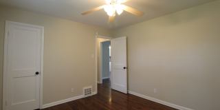 2 Bedroom 1 Bath Home in Roeland Park 2 Bedroom 1 Bath Home in Roeland Park Gallery 10