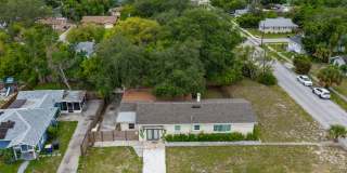 1 Bed 1 Bath Suite with Fenced Yard Minutes Away Clearwater Beach Gallery 18