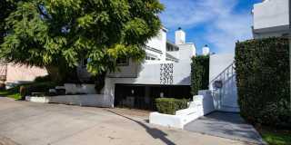 7310 Balboa Blvd Gallery 57