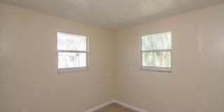 8604 Brookline Avenue Gallery 21