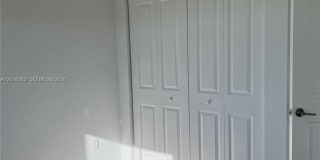 1211 SE 27th Ter Gallery 20