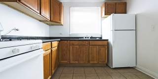 8255 S Maryland Gallery 13