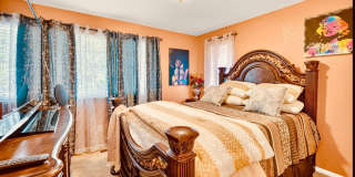 Charming 3BR House in Aurora Charming 3BR House in Aurora Gallery 7