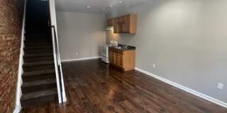 Gorgeous 3-Bedroom, 3-Bath Home in East Kensington – Newly Renovated! Gallery 3