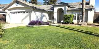 Immaculate 3 Bedroom 2 Bath Home Gallery 1