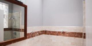 1437 N WASHTENAW Avenue Gallery 15