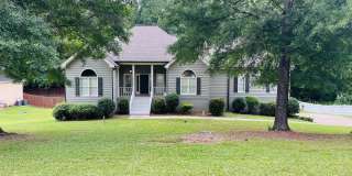 Wow! Check out this charming 3-bedroom, 2-bathroom home located in Sharpsburg! Gallery 1