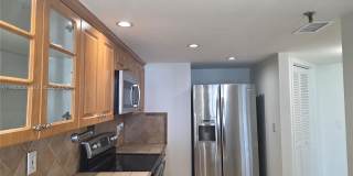 5880 Collins Ave Gallery 6