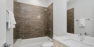 6242 S Greenwood Avenue Gallery 17