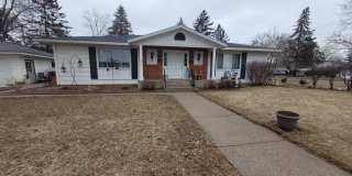 $1170| 2Bd 1Ba| 808 Coleman Street | Available 4/1/26 Gallery 1