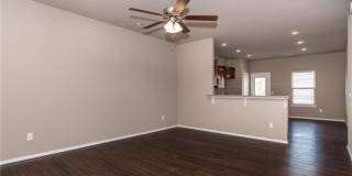 4 bedroom 2.5 bath in Lowell-south of Promanade Gallery 7