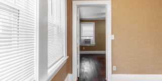 1 Bed 1 Bath apartment in Okc close to Plaza District! Gallery 46