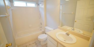 3 Bed / 2 Bath Townhome in the Villages at Maclay! Gallery 17