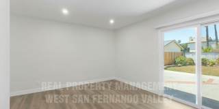 Beautifully Remodeled Single Family Home with Pool Gallery 17