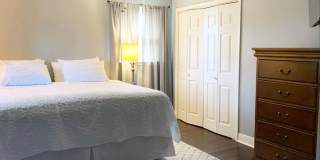 Fully Furnished Comfort Near New Orleans Universities Gallery 13