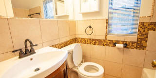 5810 GREENLEAF Road Gallery 22