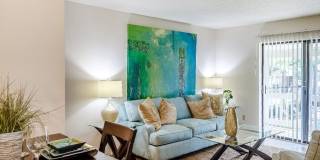 Knollwood Gallery 12