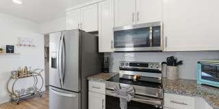 Scottsdale Oasis Ready for July move-in! Gallery 15