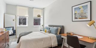 Hagert & York Gallery 13