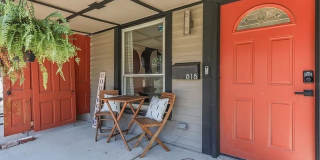 Updated 2BR Townhome | Bates-Hendricks | Steps to Fountain Square Gallery 4