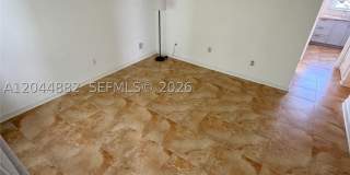 9248 Collins Ave Gallery 10