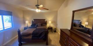 Super Cute Condo Near U of A! Gallery 11