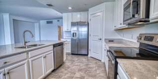 Annual Unfurnished Rental – Coach Home 3 Bedrooms, 2 Baths, 2 Car Garage, with Resort Like Amenities – Gran Paradiso Community! Gallery 10