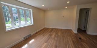Fully Updated 3-bedroom, 2-bathroom house for rent in North Allegheny School District! Gallery 9