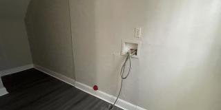 7427 Arleta Boulevard Gallery 21