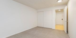Seasons Apartments Gallery 19