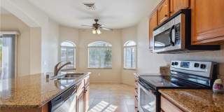 Condo in Gated Community! Gallery 11
