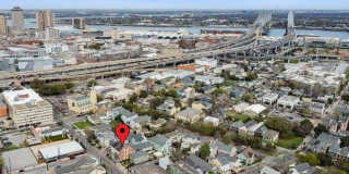 1404 PRYTANIA Street Gallery 47