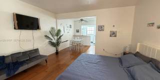 1551 Michigan Ave Gallery 1