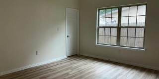 1217 W 11th Avenue Gallery 15