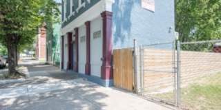 1904 Linn Street - 2 Gallery 1