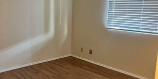 6604 S Lakeshore Drive Gallery 13