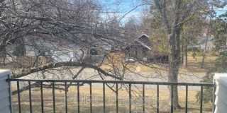 1696 Pleasant St Gallery 16