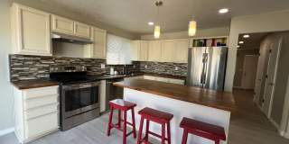 3 bedroom 1.5 bath - for rent $3300 Gallery 13