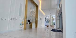 700 NE 26 Gallery 39