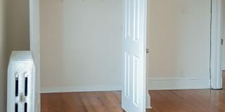 2876-2900 N Clark Gallery 77