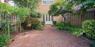 Beautifully Appointed Townhome in Historic Old Town Alexandria Gallery 24