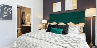 The Hendry Gallery 19