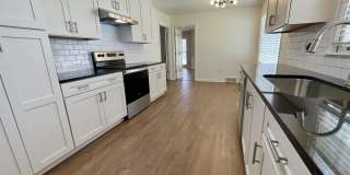 2420 STRATFIELD Dr Gallery 3