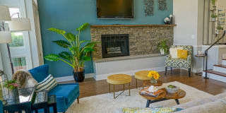 Hampton Center Gallery 3