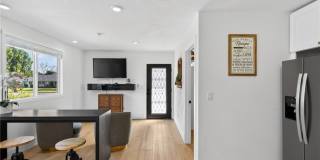 18221 Kinzie Street Gallery 4