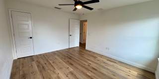2 bed 1 bath Gallery 7