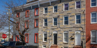 1028 W CROSS Street Gallery 23