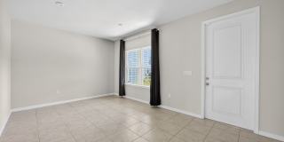 Panther Creek Family Home Gallery 7